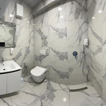 Blloku Apartament Appartement *